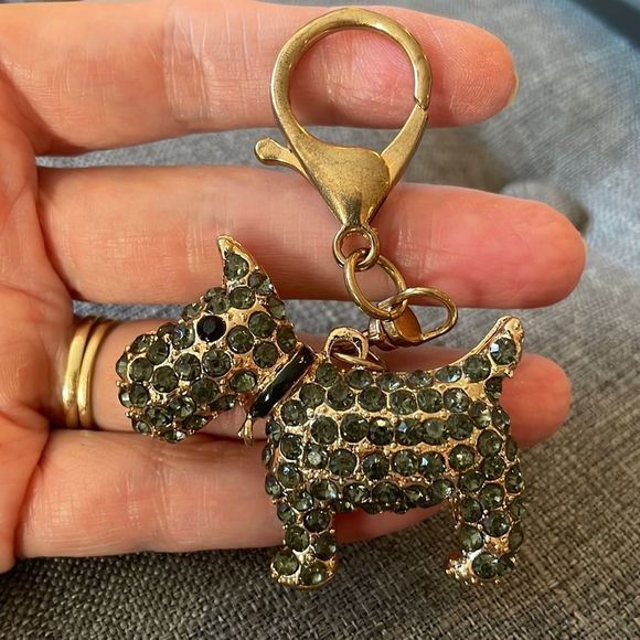 Jewelry - SCOTTIE KEY CHAIN CRYSTAL DOG PUPPY BAG CHARM DARK GRAY + GOLD TONE HARDWARE EUC